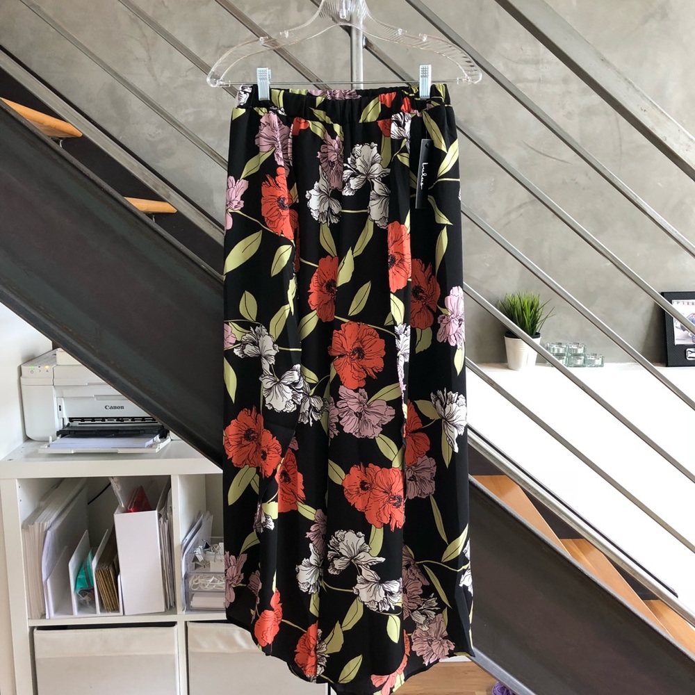 **BNWT** Lulus black wide leg high waist crop pant